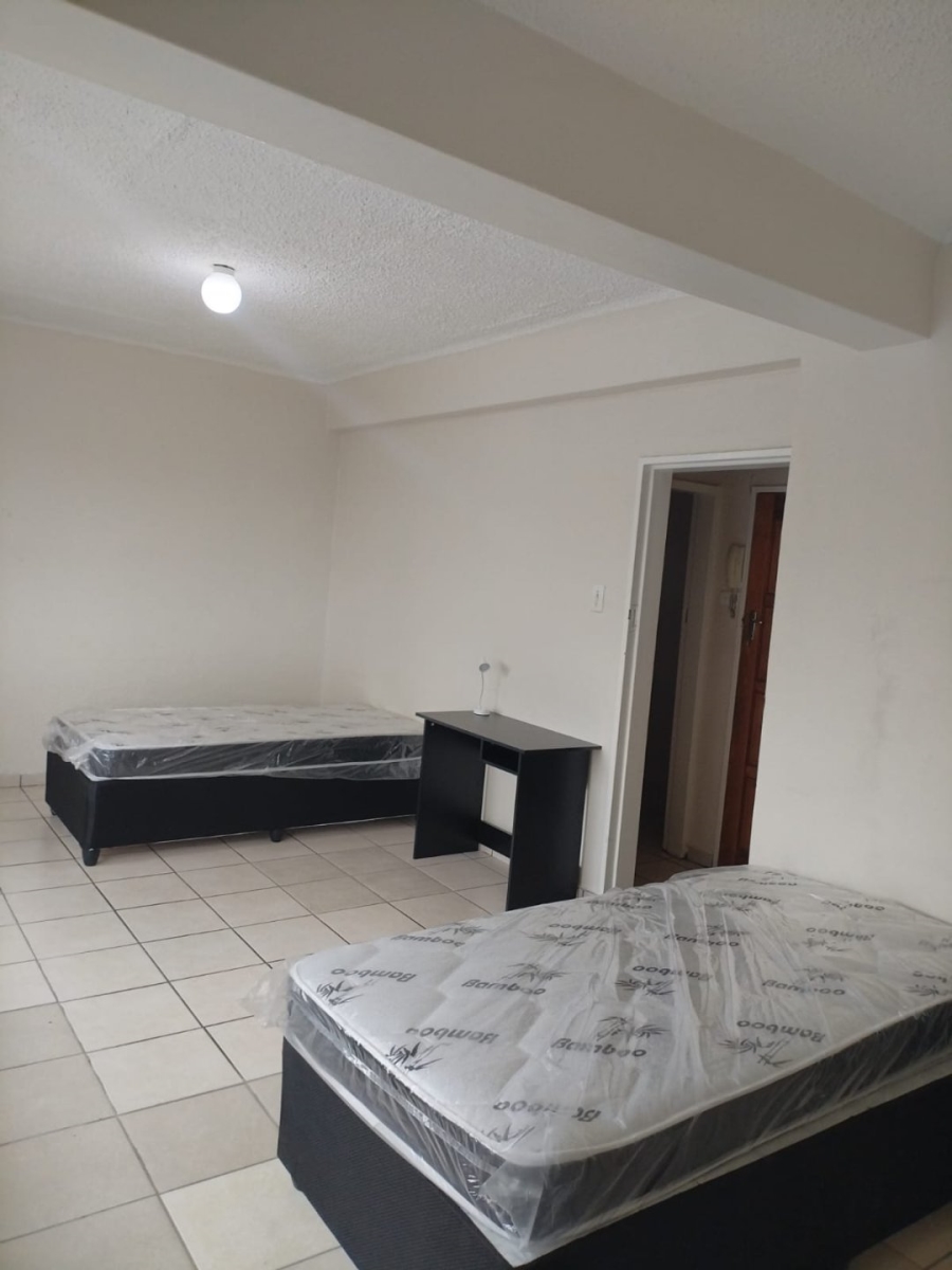 1 Bedroom Property for Sale in Port Elizabeth Central Eastern Cape
